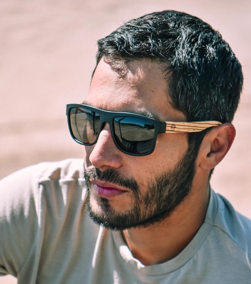 Sunglasses rectangular polarized black wooden temple for men and women with lenses black Bonoboss #color_black