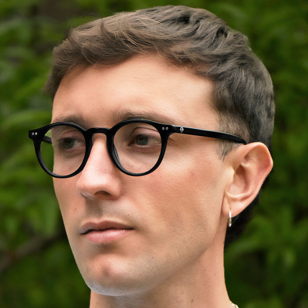 Optical frames round with sobre lente sun clip-on iman polarized for men and women black angled view Bonoboss #color_negro