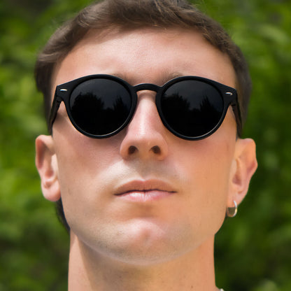 anteojos de sol polarizados redondos para mujer y hombre color negro #color_negro