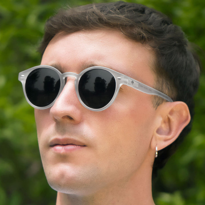 Sunglasses polarized recycled plastic round for women and men clear cristal black Bonoboss #color_transparente