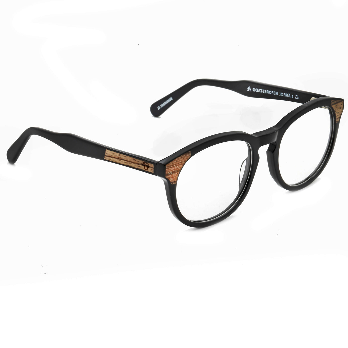 marcos ópticos armazones sustentables redondos de acetato con madera natural chiloe 0084 negro angular mayorista de optica regalos corporativos ecologicos hombre de cara ovalada