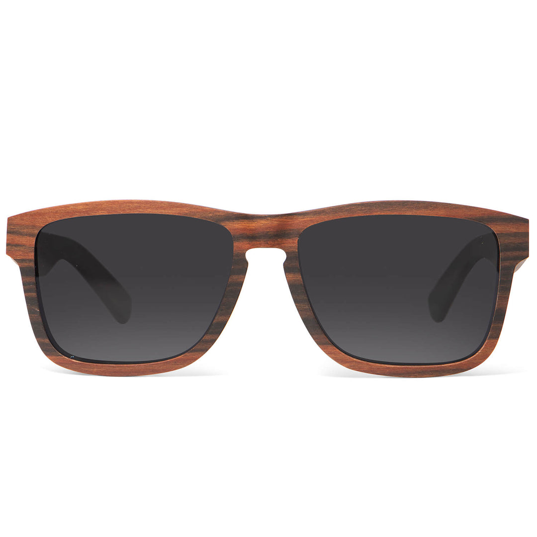 Lautaro Ébano Smoke gafas de sol oversize de madera: foto de producto en estudio