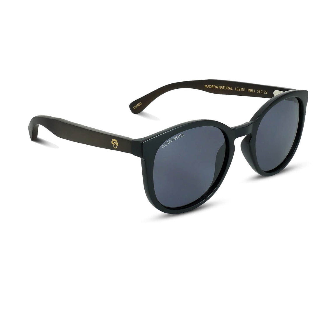 Eyeglasses round recycled plastic and wooden temples natural sustainable with color lenses black. polarized and forma redonda. Bonoboss #color_negro