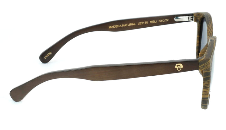 Eyeglasses round recycled plastic and wooden temples natural sustainable with color lenses black polarized and forma redonda. Bonoboss #color_negro