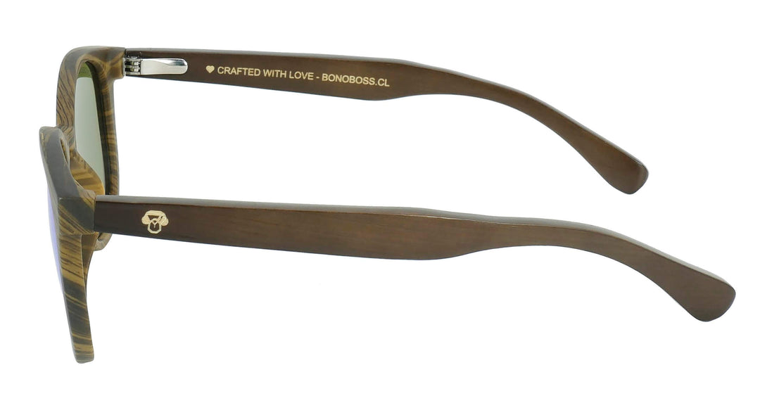 Eyeglasses round recycled plastic and wooden temples natural sustainable with color lenses mirrored blue polarized and forma redonda. Bonoboss #color_espejado-azul