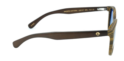 anteojos redondos de plástico reciclado y varillas de madera natural sustentable con lentes de color degradado azul polarizadas y forma redonda. #color_degrade-azul