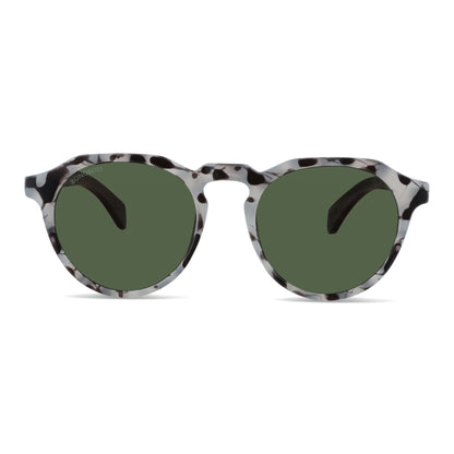 anteojos de sol hexagonales polarizados con patas de madera de hombre y mujer. vista frontal de gafas polarizadas de color gris jaspeado con lentes de color g15 #color-marco_gris