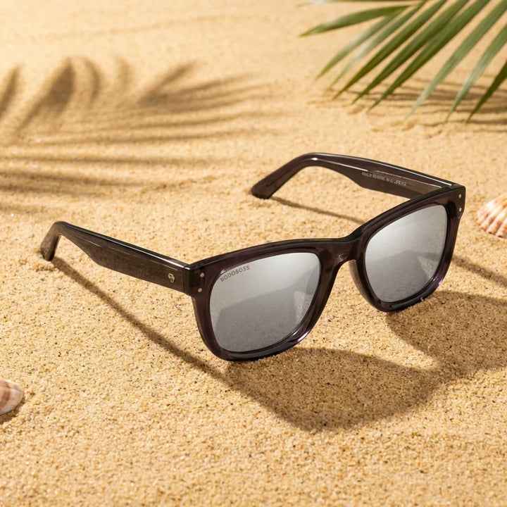 Lenses sun acacia reverse polarized UV400 wood zebrawood mirrored gray sobre arena dorada costa textura natural bonoboss #editorial_grid1 #color_espejado-gris