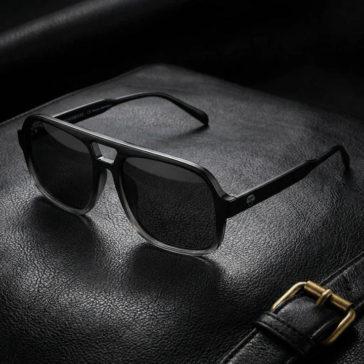 Lenses sun orson rpet polarized UV400 recycled dark sobre black leather premium brass detail artesanal bonoboss #editorial_grid1 #color_black