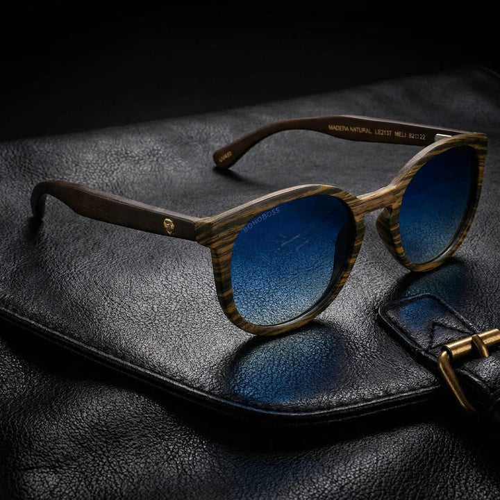 Lenses sun meli ebony polarized UV400 wood ebony polarized gradient blue sobre superficie metal brushed bonoboss #editorial_grid1 #color_degrade-azul