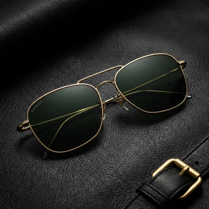 Lenses sun commander reverse polarized UV400 metal g15 sobre black leather premium brass detail bonoboss #editorial_polarizado #color_g15