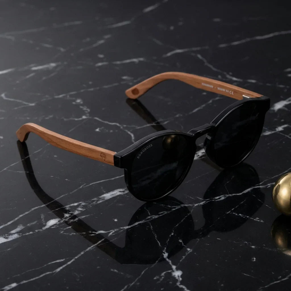 Lenses sun paine polarized UV400 bio-acetate black sobre marmol black elegant surface premium bonoboss #editorial_grid1 #color_negro
