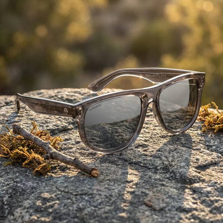 Lenses sun girlfriend reverse polarized bio-acetate mirrored gray Patagonian landscape naturaleza chilena UV protection bonoboss #editorial_grid2 #color_espejado-gris