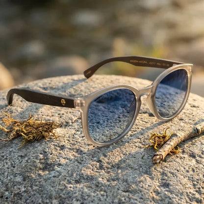 Lentes sol Meli TSP polarizados bio-acetato TSP degrade azul paisaje patagonico naturaleza proteccion UV Bonoboss #editorial_sustentabilidad #color_degrade-azul