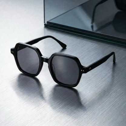 Lentes sol Canarias polarizados UV400 bio-acetato Negro sobre metal cepillado superficie industrial Bonoboss #editorial_grid1 #color_negro