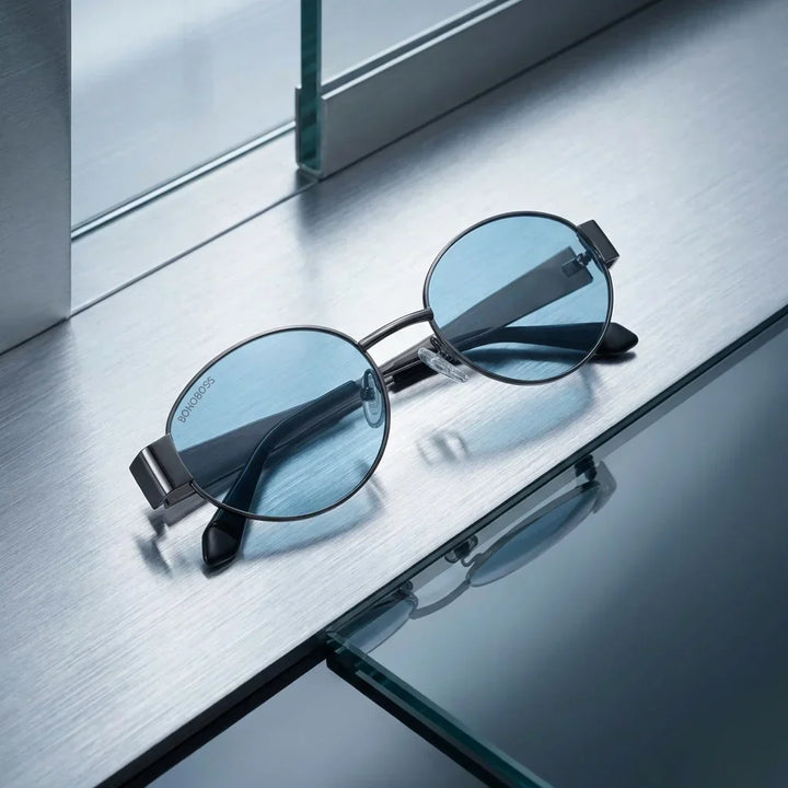 Lenses sun new lennon polarized UV400 bio-acetate blue sobre brushed metal industrial surface premium bonoboss #editorial_polarizado #color_blue