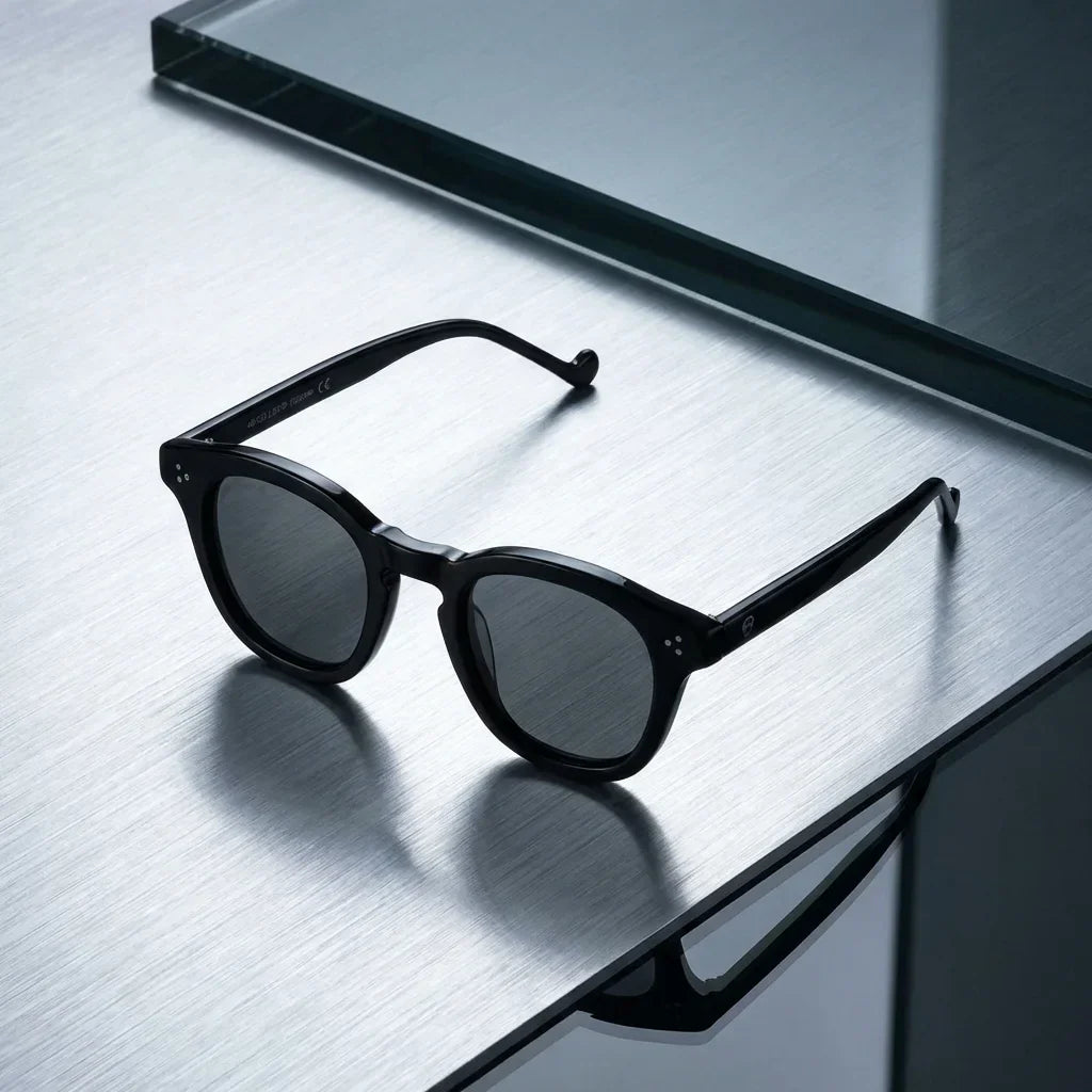 Lentes sol Lenga polarizados UV400 bio-acetato Negro sobre metal cepillado superficie industrial Bonoboss #editorial_grid1 #color_negro