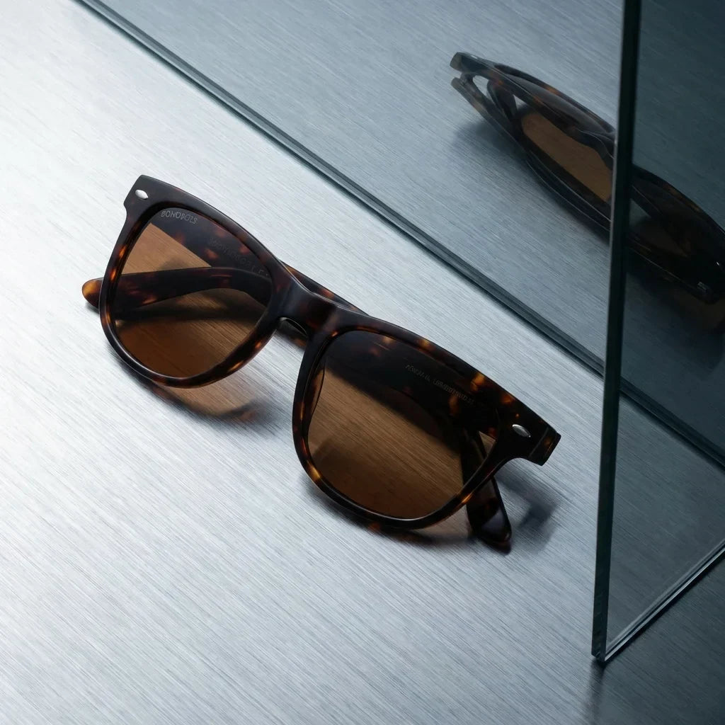 Lentes sol Acacia XL Vintage Sol Polarizado UV400 carey sobre superficie metal brushed industrial Bonoboss #editorial_grid1 #color_carey