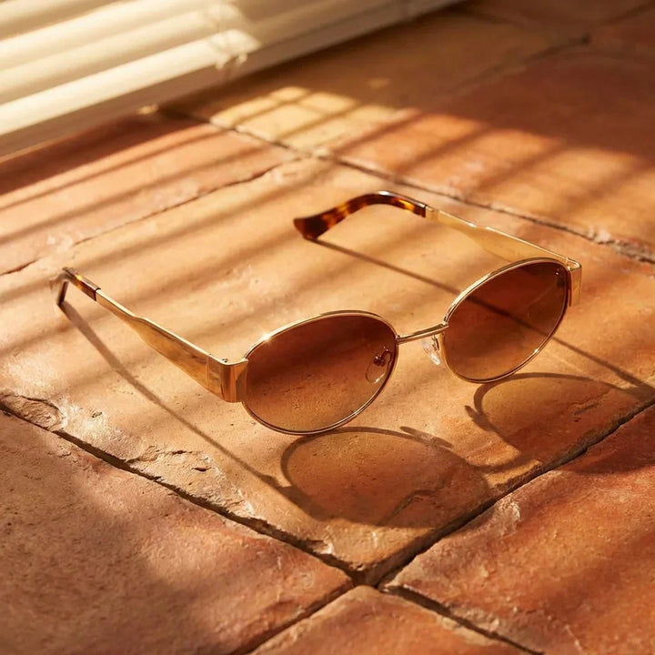 Lenses sun new lennon polarized UV400 bio-acetate brown sobre terracota arcilla textura calida natural bonoboss #editorial_polarizado #color_brown