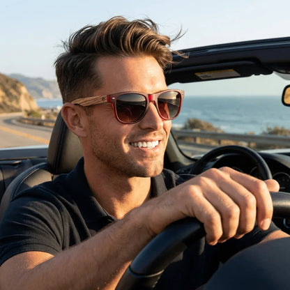 Hombre usando lentes sol Acacia madera zebrano polarizados Wine Gradiente Cafe hombre conduciendo reduce fatiga ocular Bonoboss #editorial_detail1 #color_wine-gradiente-cafe