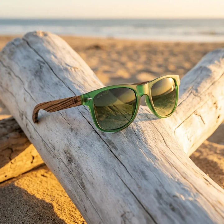 Lenses sun acacia polarized UV400 wood zebrawood forest gradient olive sobre golden driftwood coastal lens reflection bonoboss #editorial_banner #color_forest-gradiente-olive