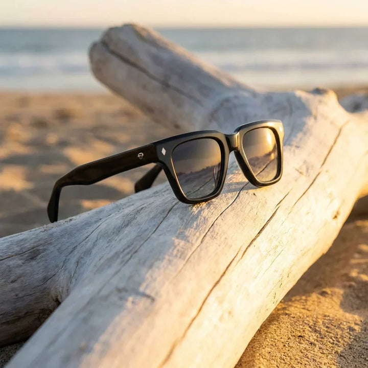 Lenses sun bruno polarized UV400 bio-acetate gradient sobre golden driftwood coastal lens reflection bonoboss #editorial_banner #color_degrade