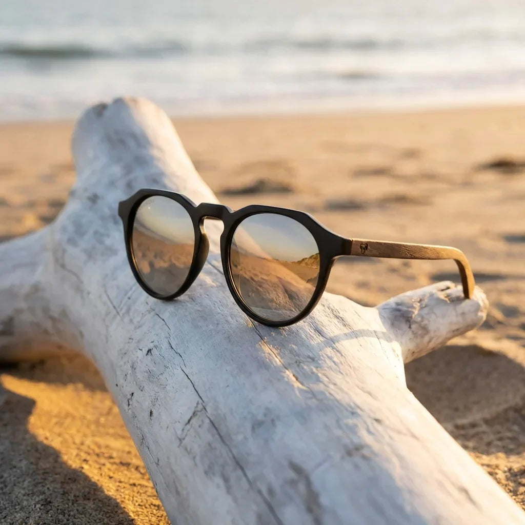 Lentes sol Galapagos polarizados acetato madera negro flash silver sobre driftwood dorado reflejo lente Bonoboss #editorial_grid2 #color_negro-flash-silver