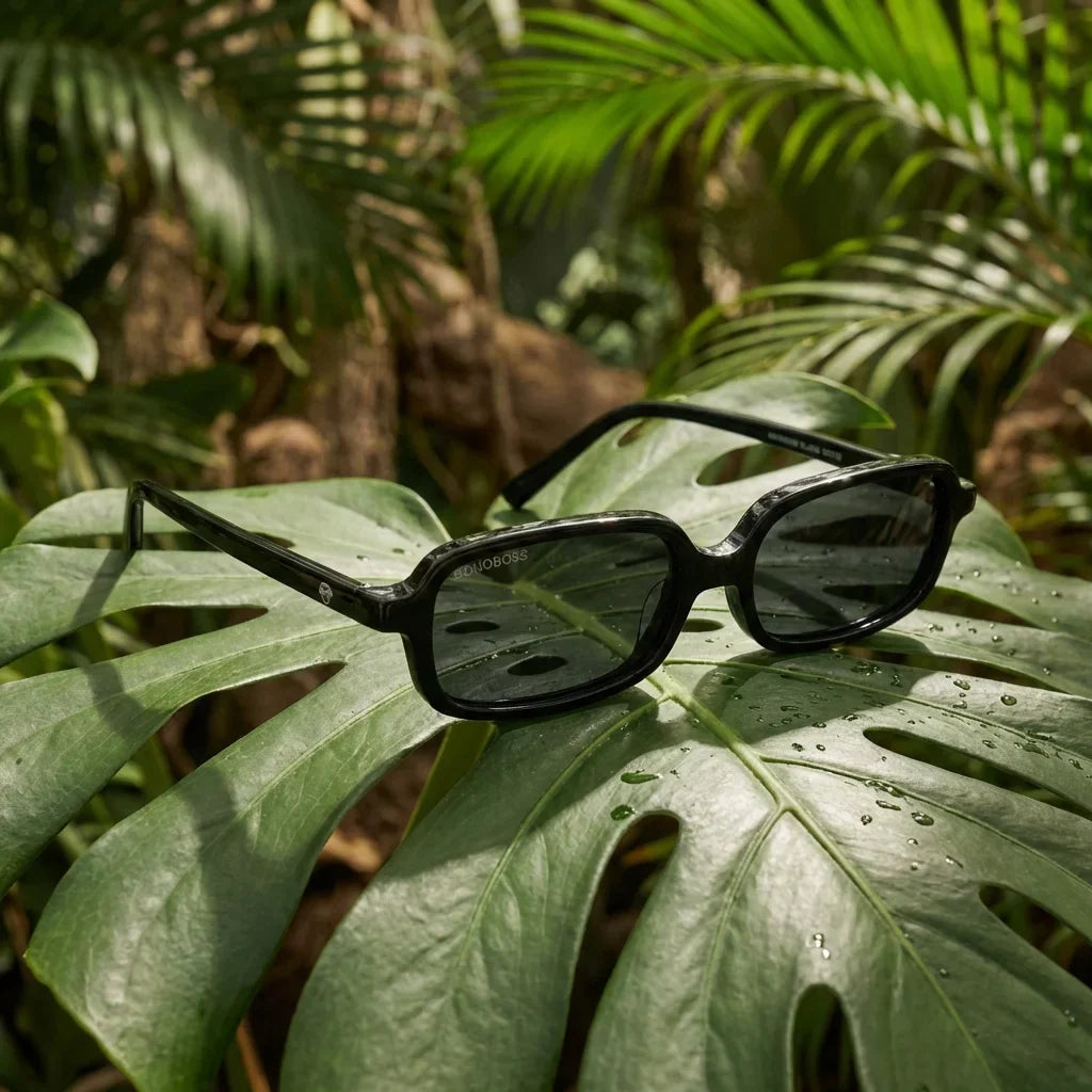 Lenses sun navarino polarized bio-acetate black botanical composition monstera tropical biodegradable bonoboss #editorial_grid2 #color_negro