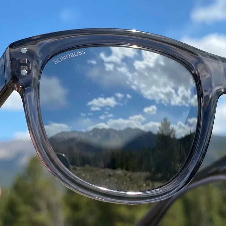 Lenses sun girlfriend reverse polarized UV400 bio-acetate mirrored gray close-up lente mirrored coating detalle optical bonoboss #editorial_grid1 #color_espejado-gris