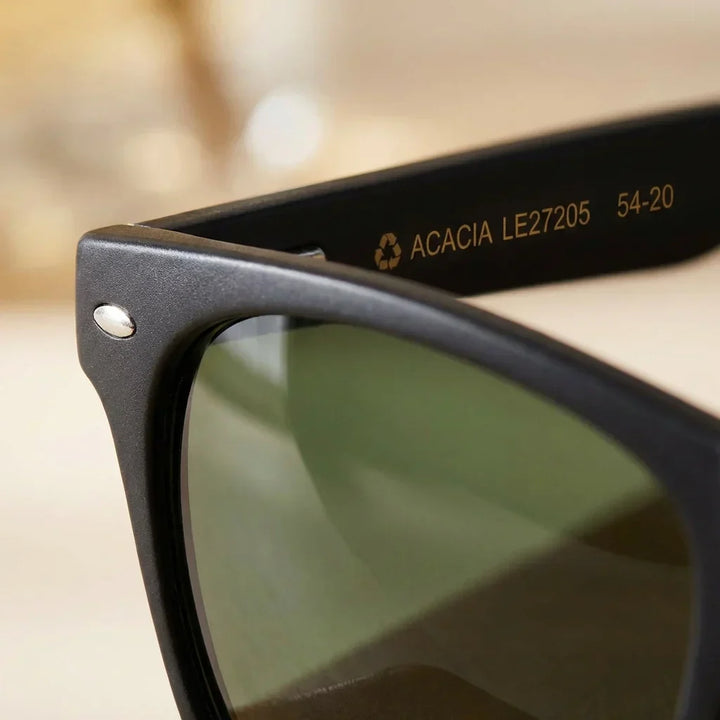 Lenses sun acacia dark polarized wood acacia g15 botanica lente close-up detalle optical natural bonoboss #editorial_grid2 #color_g15