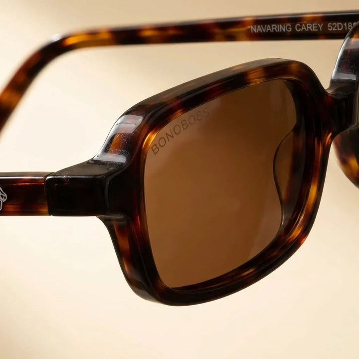 Lenses sun navarino polarized UV400 bio-acetate tortoise close-up acetate textura vetas detalle material premium bonoboss #editorial_grid1 #color_carey