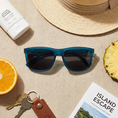 Lentes sol Rapanui RPET polarizados RPET reciclado ocean flat lay summer essentials playa accesorios verano Bonoboss #editorial_detail2 #color_ocean