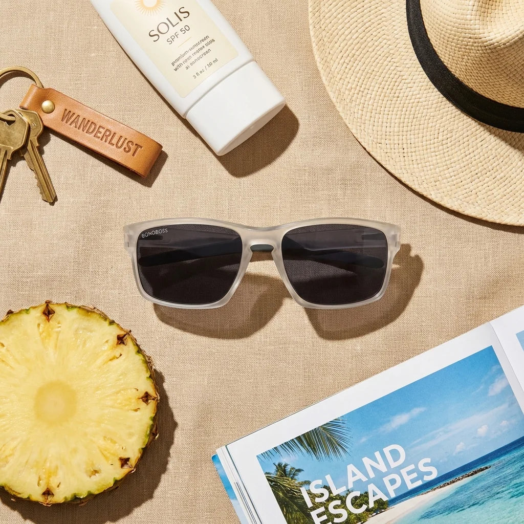 Lentes sol Lautaro RPET polarizados RPET reciclado transparente flat lay summer essentials accesorios playa Bonoboss #editorial_detail2 #color_transparente