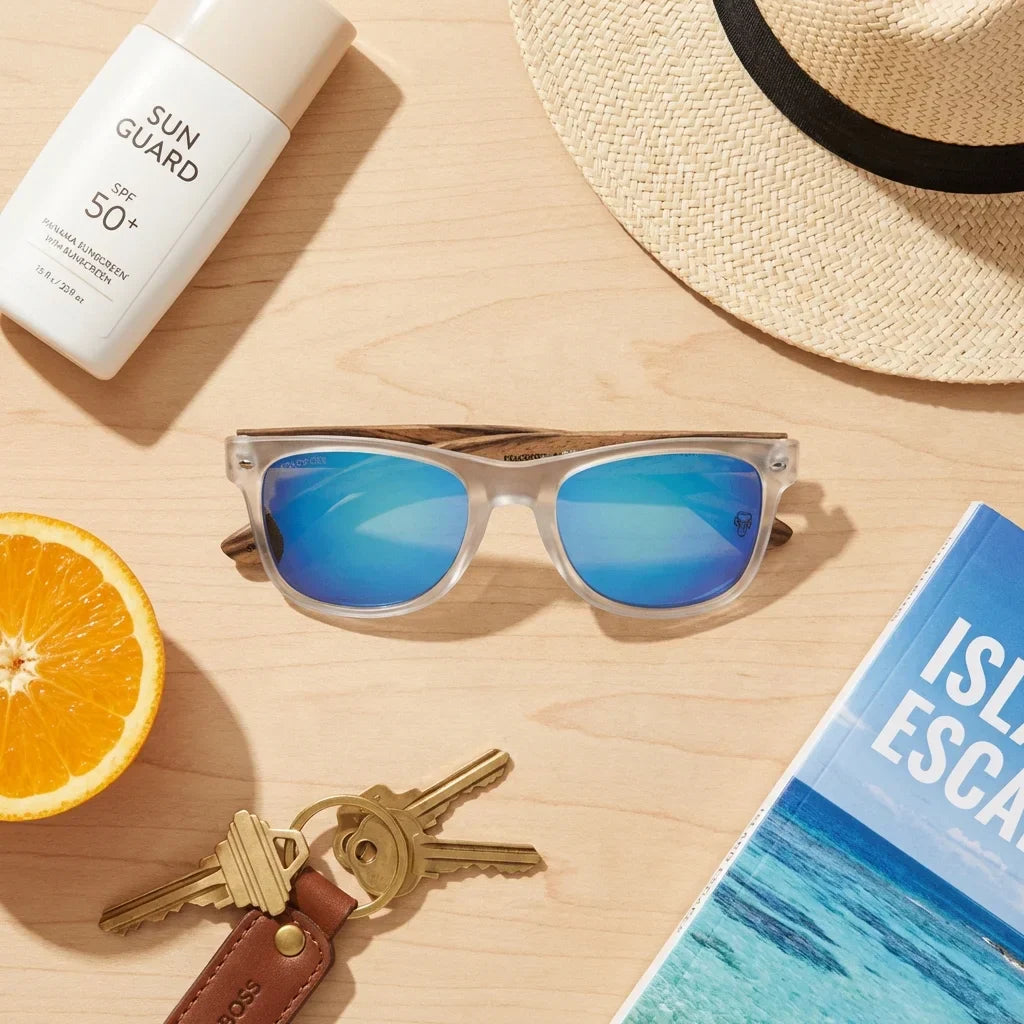 Lentes sol Acacia polarizados UV400 madera zebrano Transparente Espejado Azul flat lay summer essentials accesorios playa Bonoboss #editorial_detail2 #color_transparente-espejado-azul