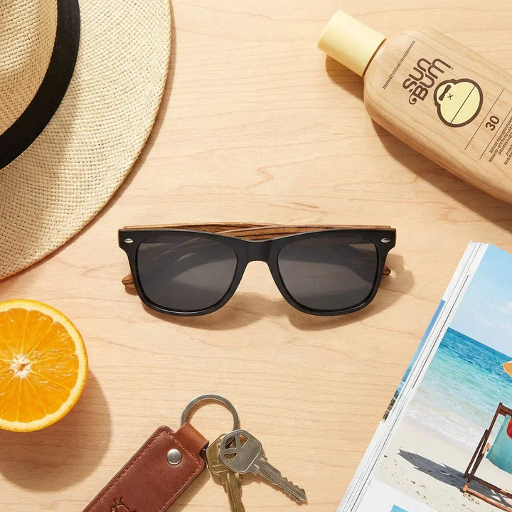 Lenses sun acacia designers polarized llamas summer essentials flat lay beach accessories bonoboss #editorial_detail2 #color_llamas