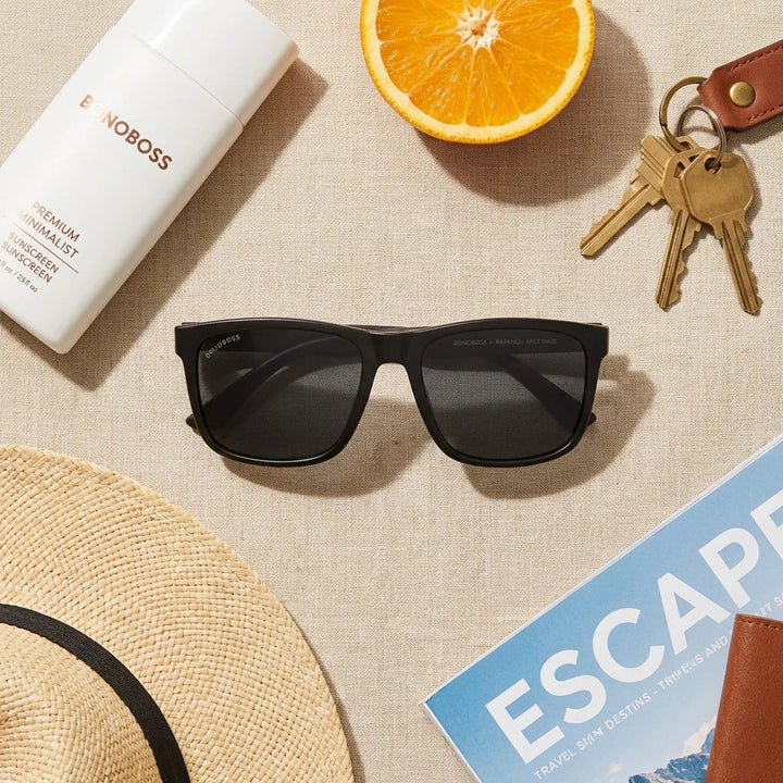 Lenses sun rapanui rpet polarized rpet recycled dark summer essentials flat lay playa accesorios verano bonoboss #editorial_detail2 #color_dark