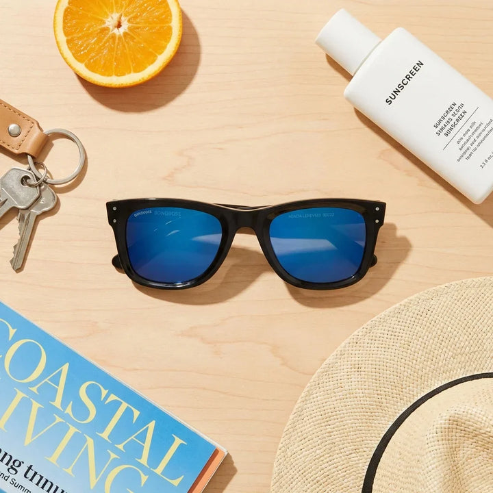 Lenses sun acacia reverse polarized UV400 wood zebrawood mirrored blue summer essentials flat lay beach accessories bonoboss #editorial_detail2 #color_espejado-azul