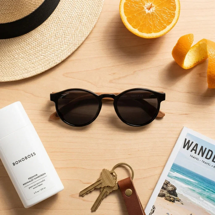 Lenses sun paine polarized bio-acetate black summer essentials flat lay playa accesorios verano bonoboss #editorial_detail2 #color_negro