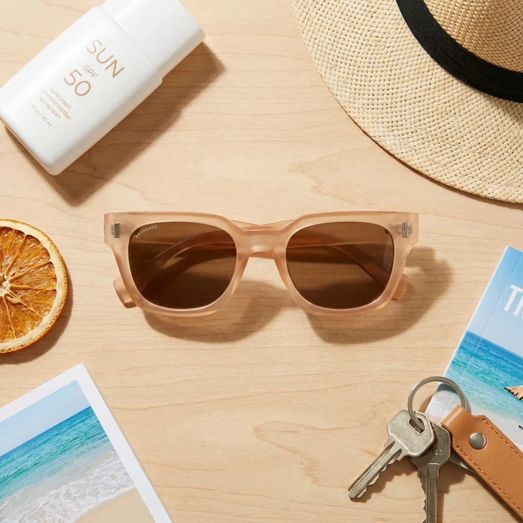 Lenses sun osorno rpet polarized recycled champagne summer essentials flat lay playa accesorios bonoboss #editorial_detail2 #color_champagne