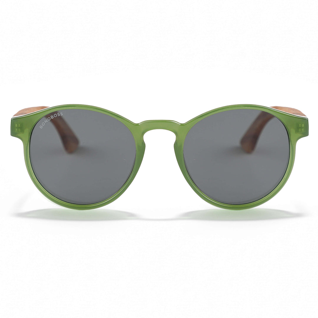 Front view unos eyeglasses eyeglasses sunglasses polarized forma redonda and with puente for narices anchas hechas recycled plastic sustainable ecologico personalizada and wooden temples de Bonoboss #color_verde