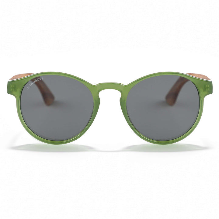 Front view unos eyeglasses eyeglasses sunglasses polarized forma redonda and with puente for narices anchas hechas recycled plastic sustainable ecologico personalizada and wooden temples de Bonoboss #color_verde