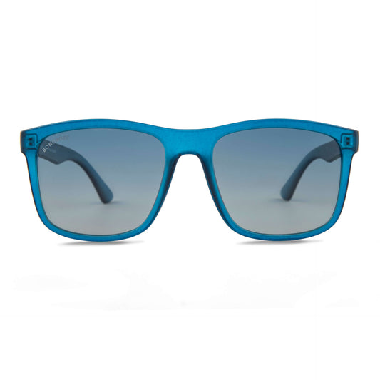 lentes de sol polarizados hechos con botellas plasticas recicladas para hombre y mujer de color AZUL con lentes degradé azul vista frontal #color_light-ocean