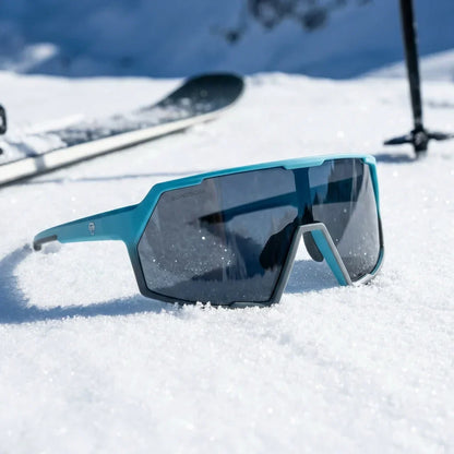 Bonoboss Puma Negro - Detalle lentes deportivos contexto #editorial_detail2 #color_negro