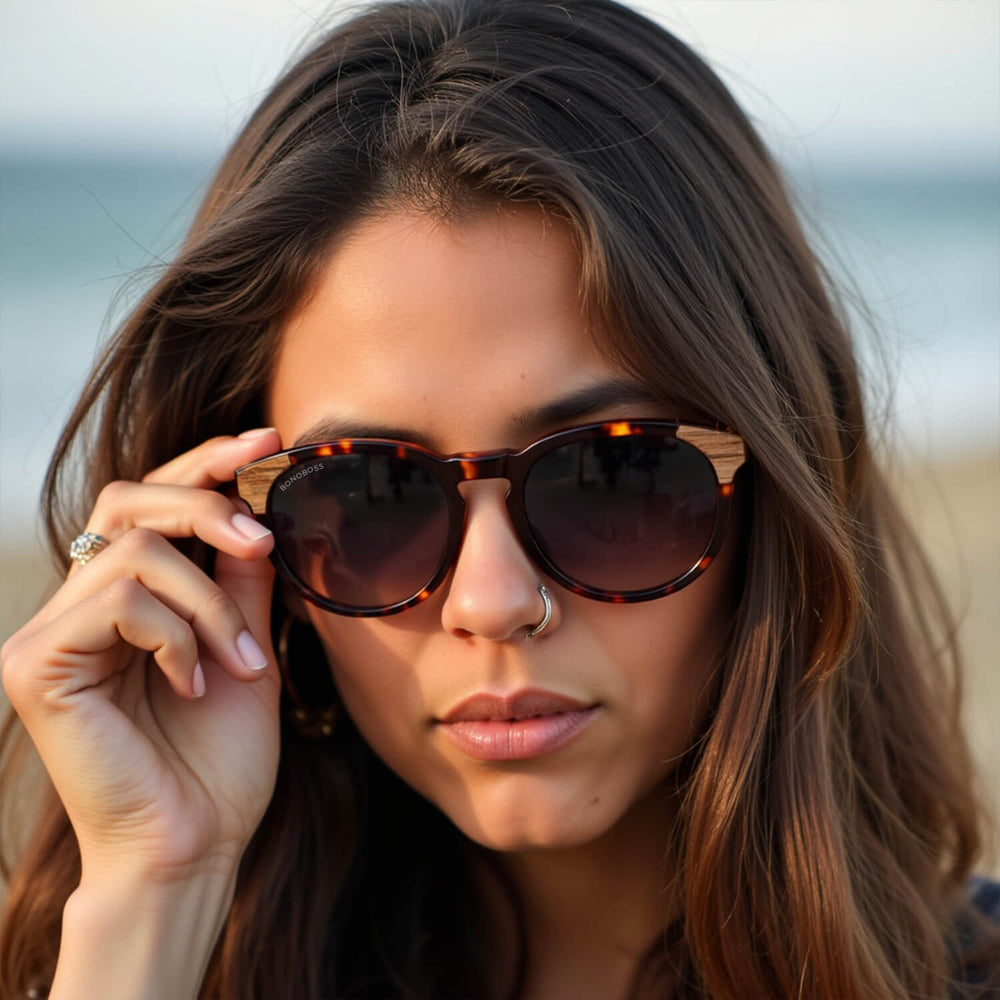 Sunglasses polarized for men and womenoval tortoise with wooden temples natural sustainable. marco recycled plastic with lenses polarized Bonoboss #editorial_detail2 #color_carey