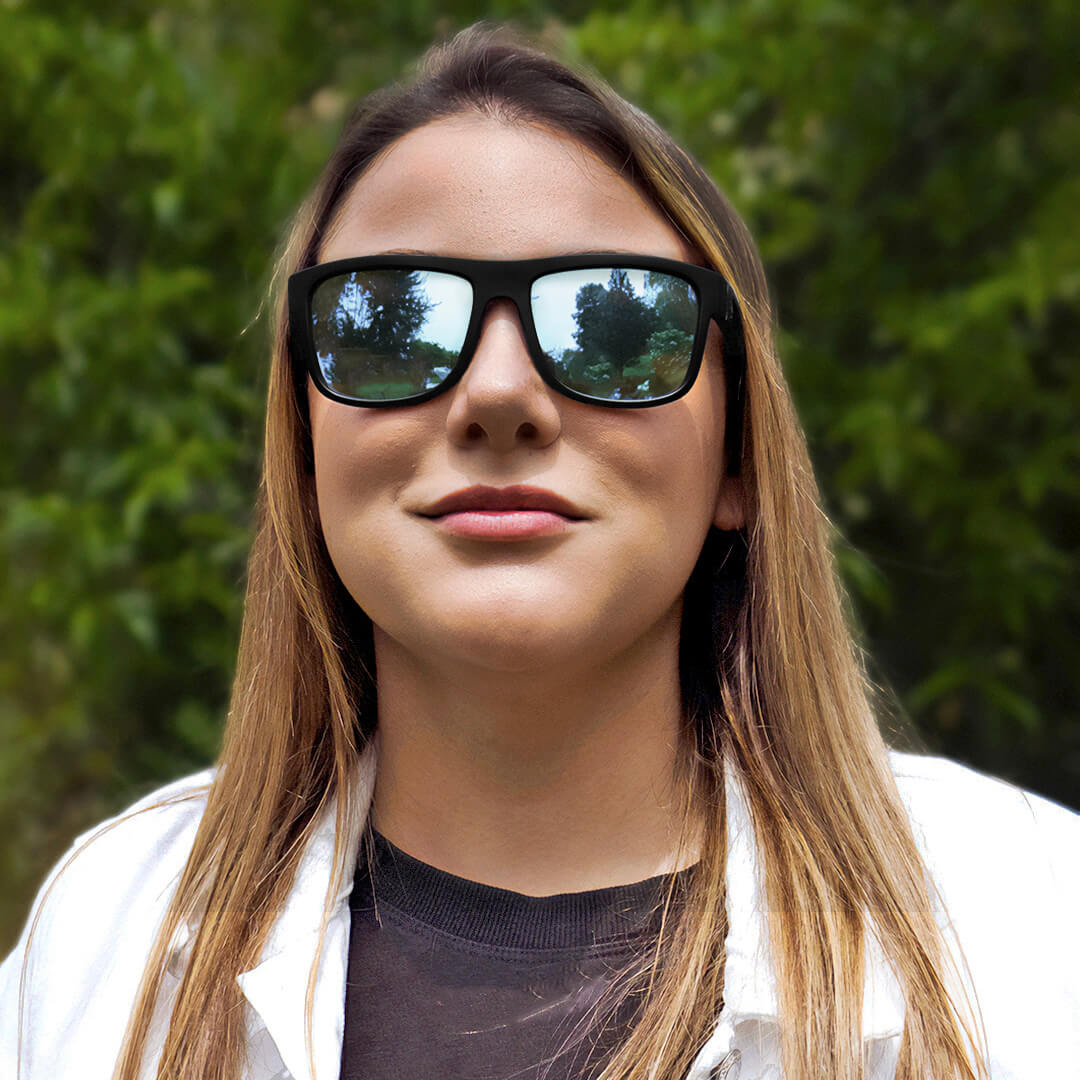 anteojos de sol rectangulares polarizados negros pata de madera  para hombre y mujer con lentes de color sky #color_negro