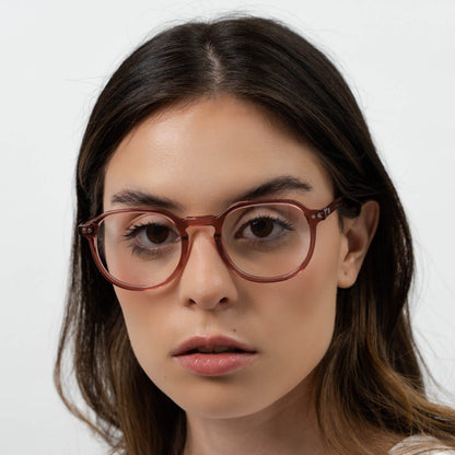 anteojos o marcos ópticos con iman o clip de sol polarizados de forma octagonal o redondos para hombres y mujeres de cara redonda grande. Vista angulada y armazones de color damasco