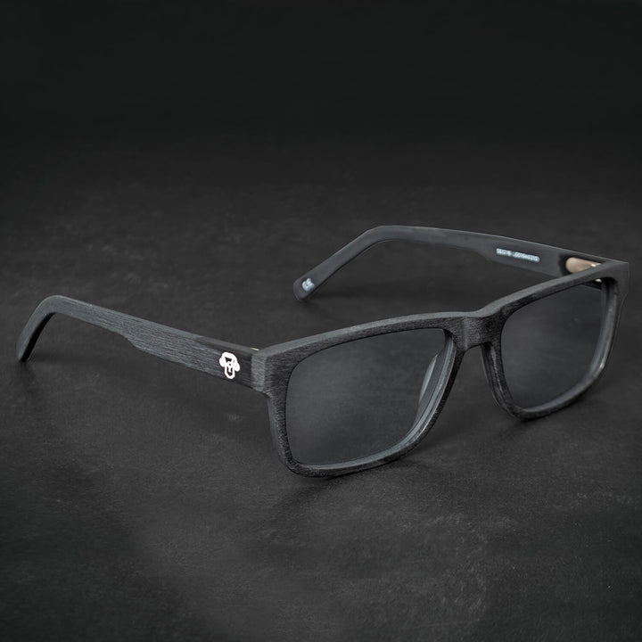 Front view frames or optical frames material sustainable recycled ecologico forma rectangular black for men and women round face Bonoboss #color_black