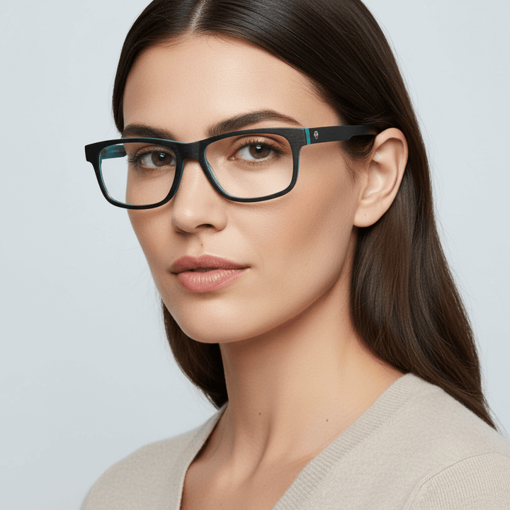 La side view a modelo women cara ovalada wearing frames optical frames prescription bonoboss color textured in acetate natural biodegradable sustainable recycled laminao de #color_darkblue