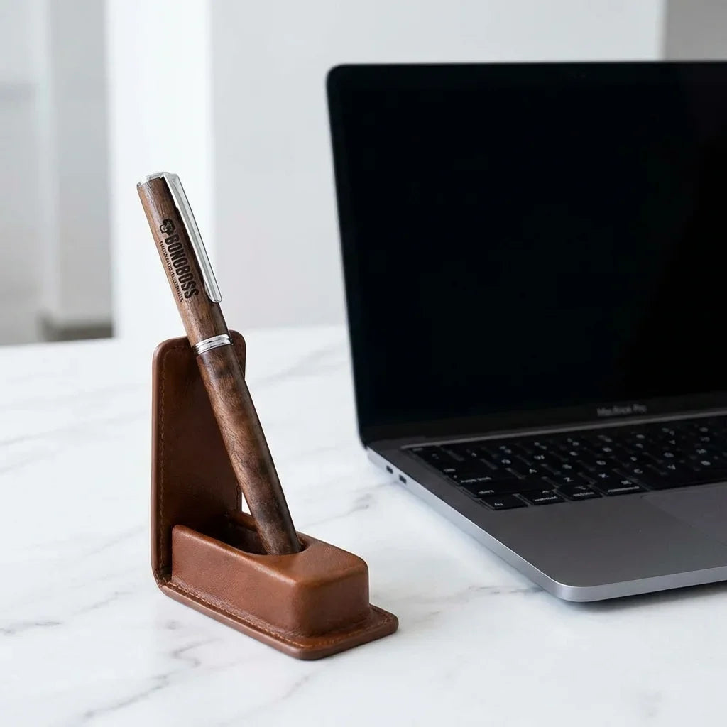 Lápiz wooden premium workspace minimalista with laptop bonoboss