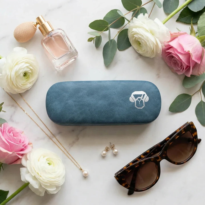 Estuche almeja for lenses blue flat lay femenino elegante bonoboss #color_azul